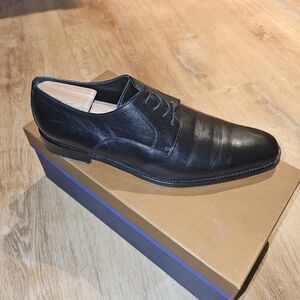 Elegant Black Leather Men's Oxfords